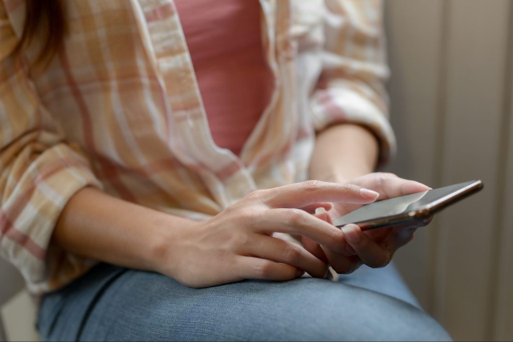 Sexting: 5 Ways to Protect Your Child